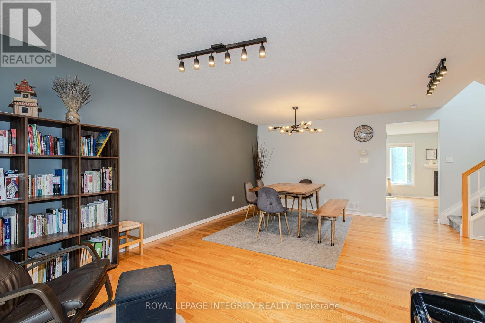 2123 Esprit Drive