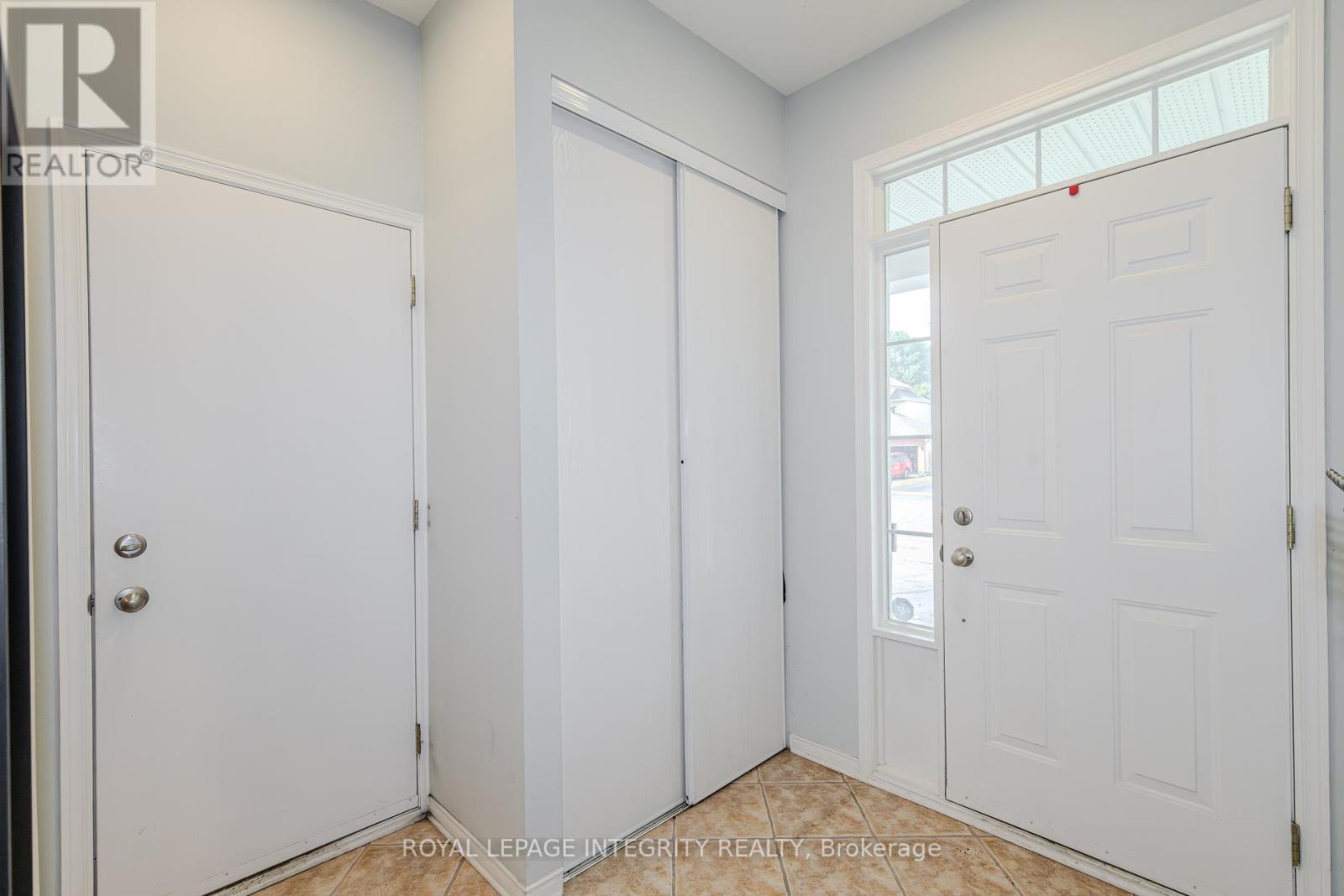 2123 Esprit Drive