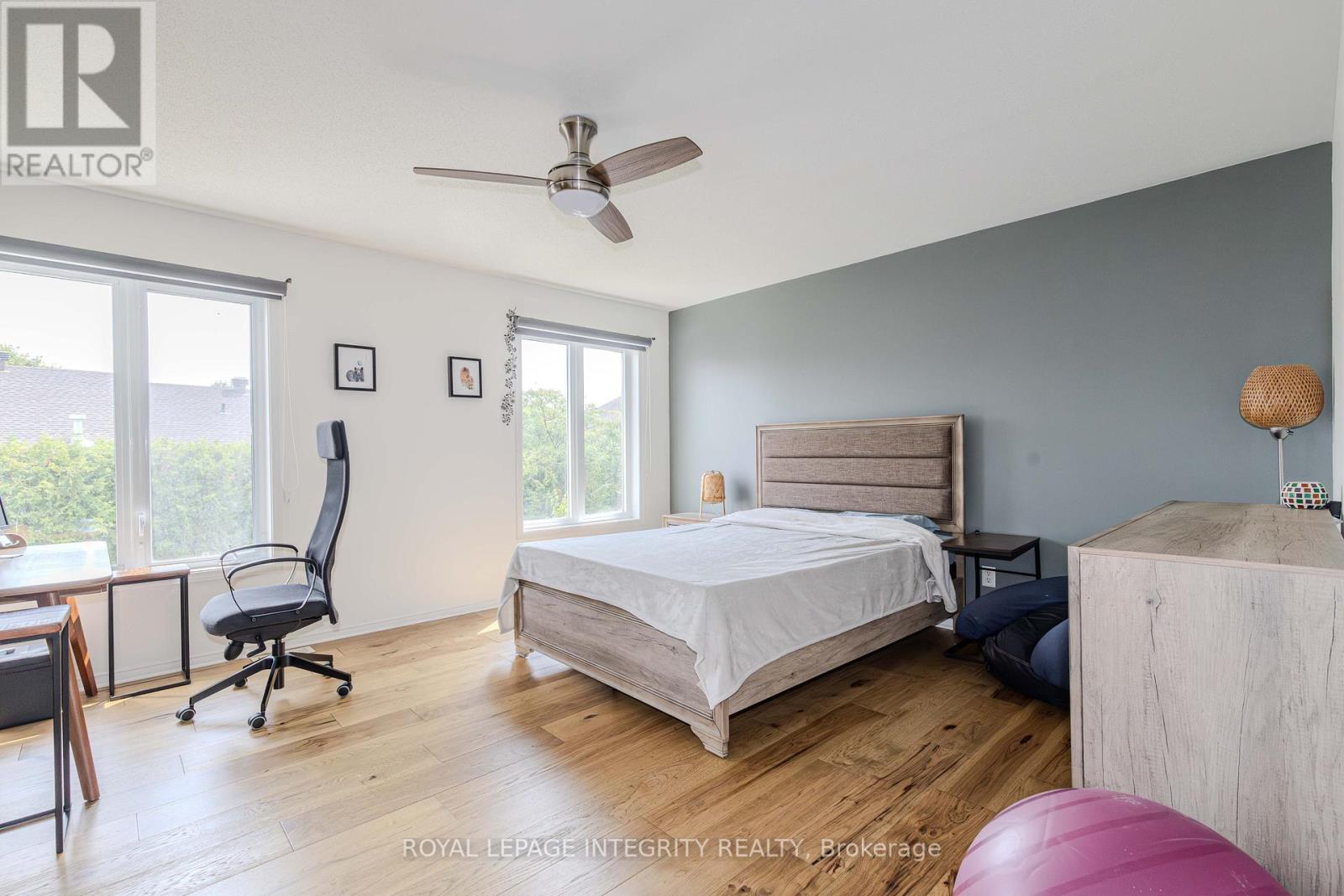 2123 Esprit Drive