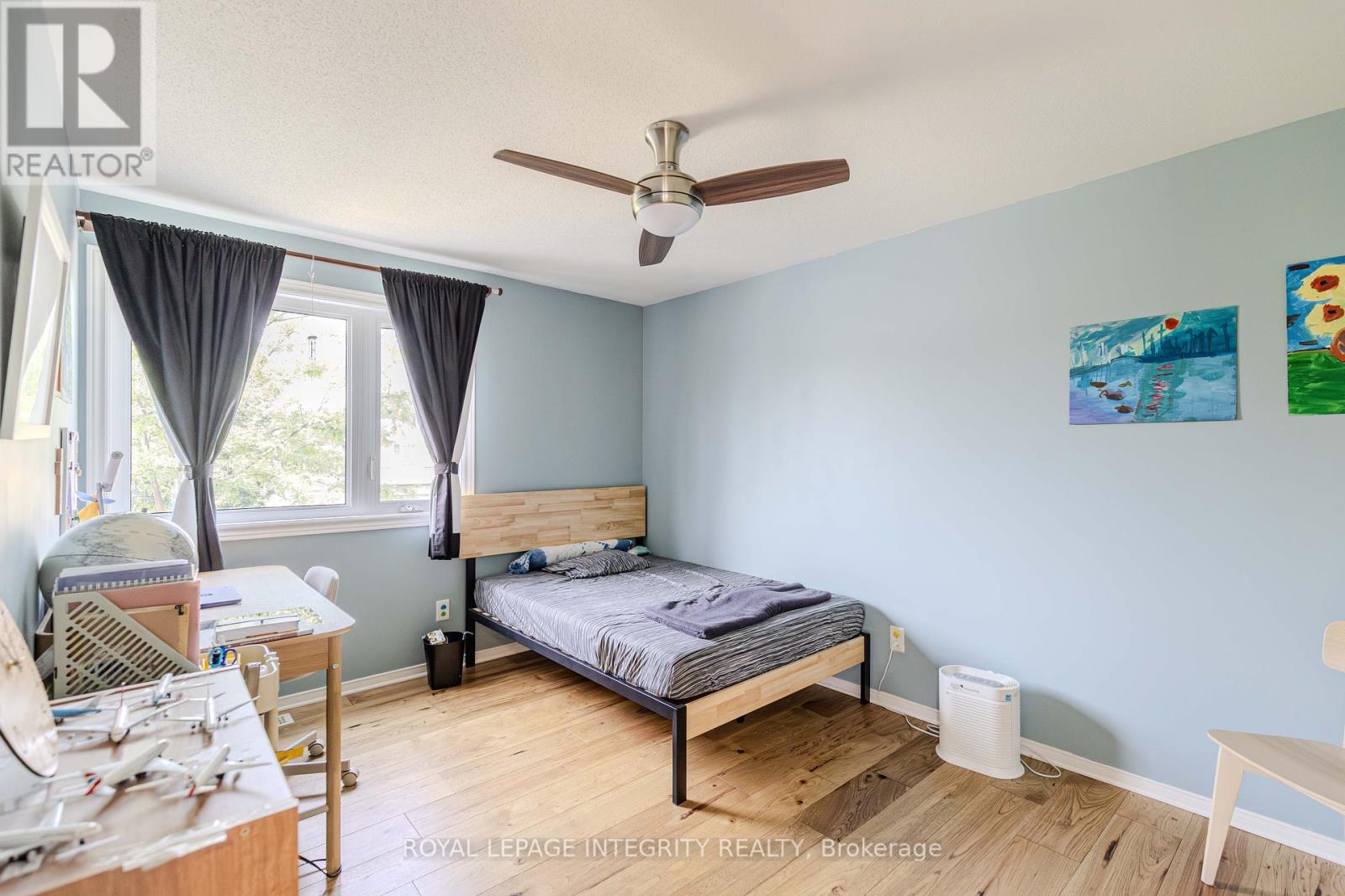 2123 Esprit Drive