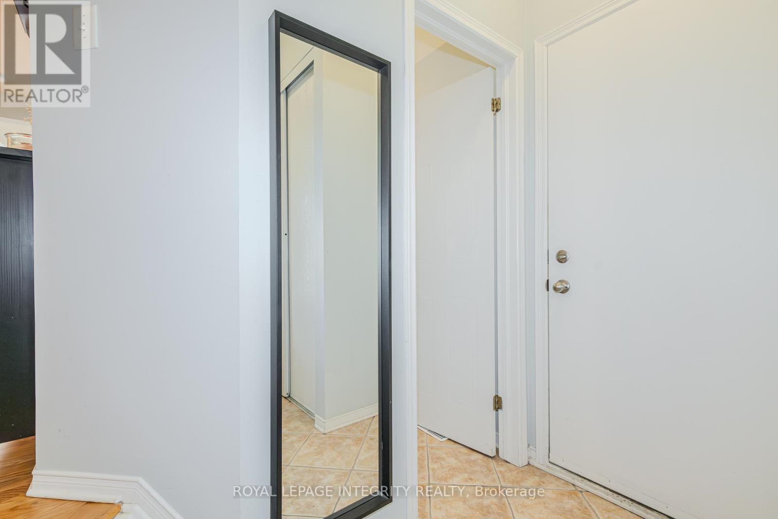 2123 Esprit Drive