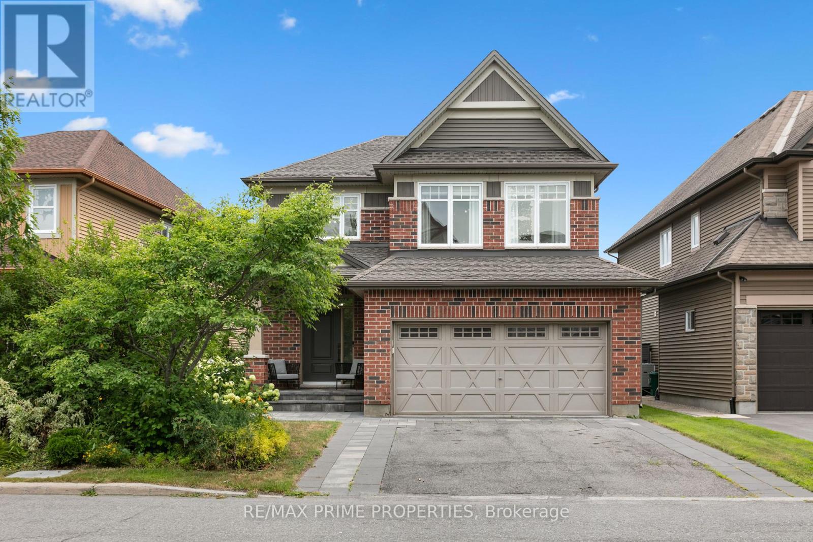 526 Golden Sedge Way