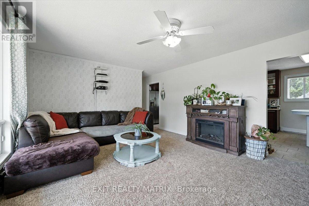3333 White Spruce Street