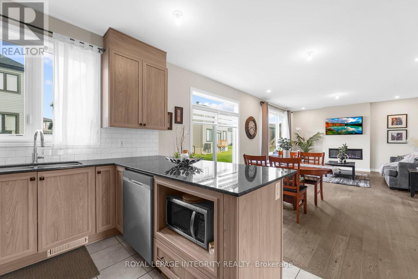 724 Vennecy Terrace
