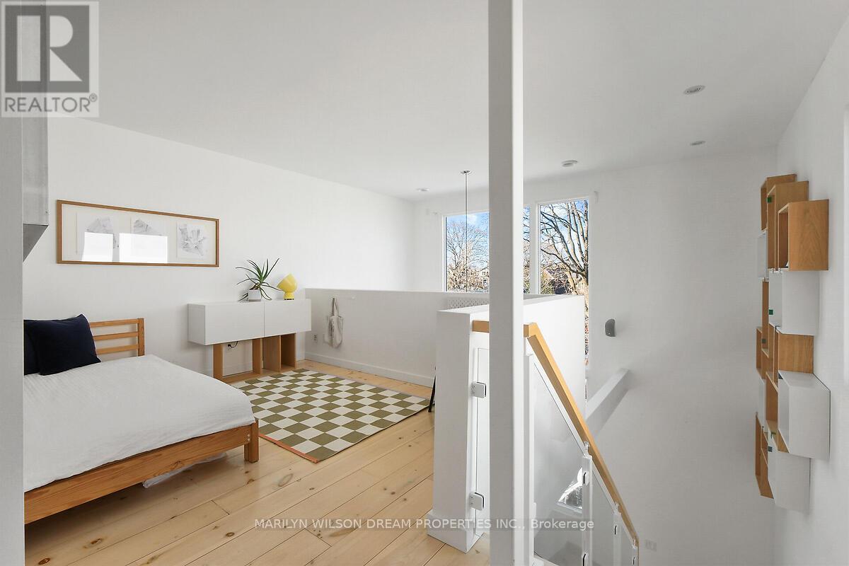 67 Pinhey Street