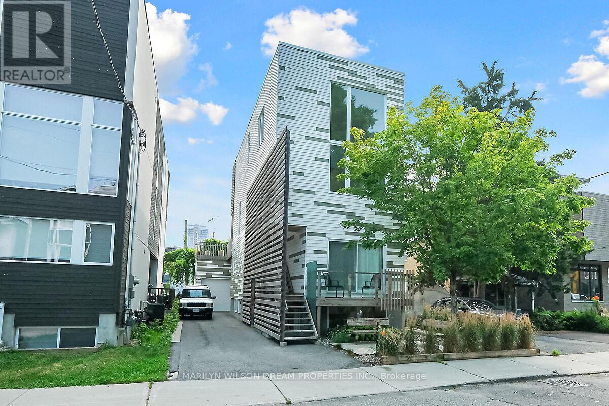 67 Pinhey Street