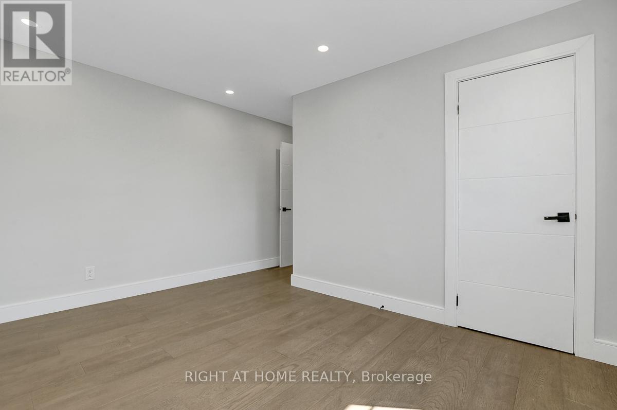 81 Canter Boulevard
