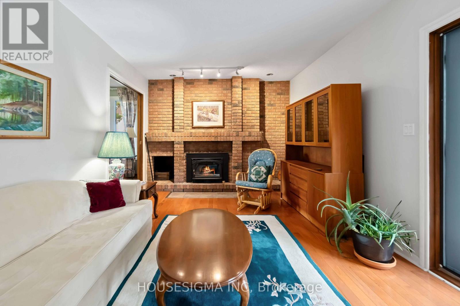 62 Hurd Street