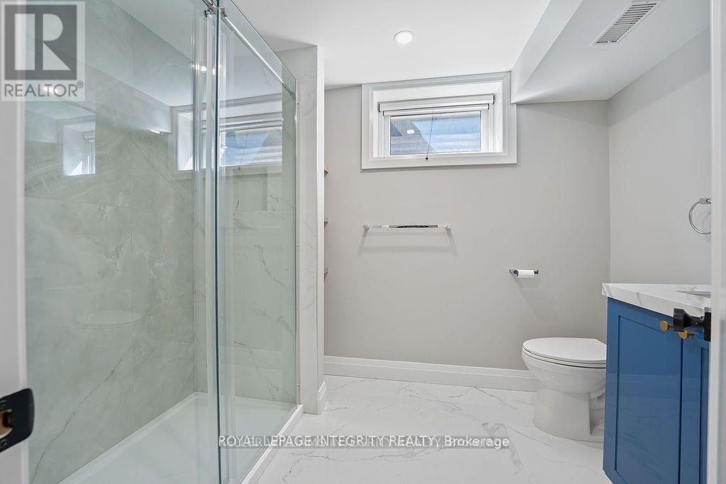 3440 Woodroffe Avenue