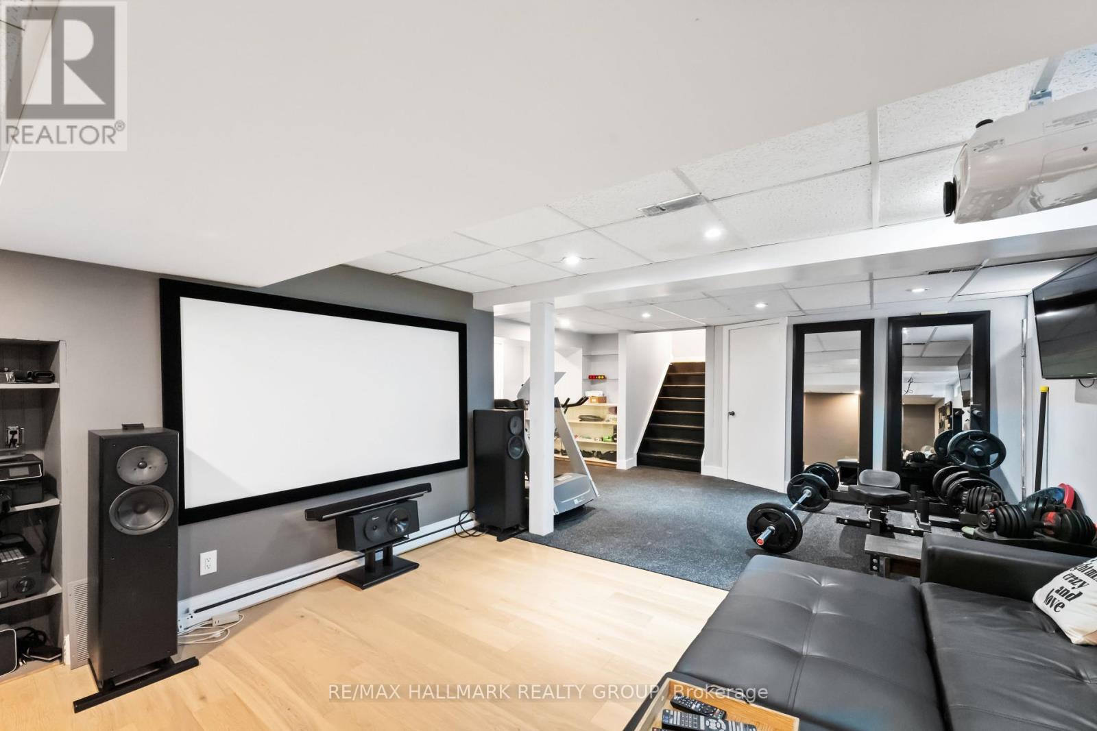 2425 Ogilvie Road