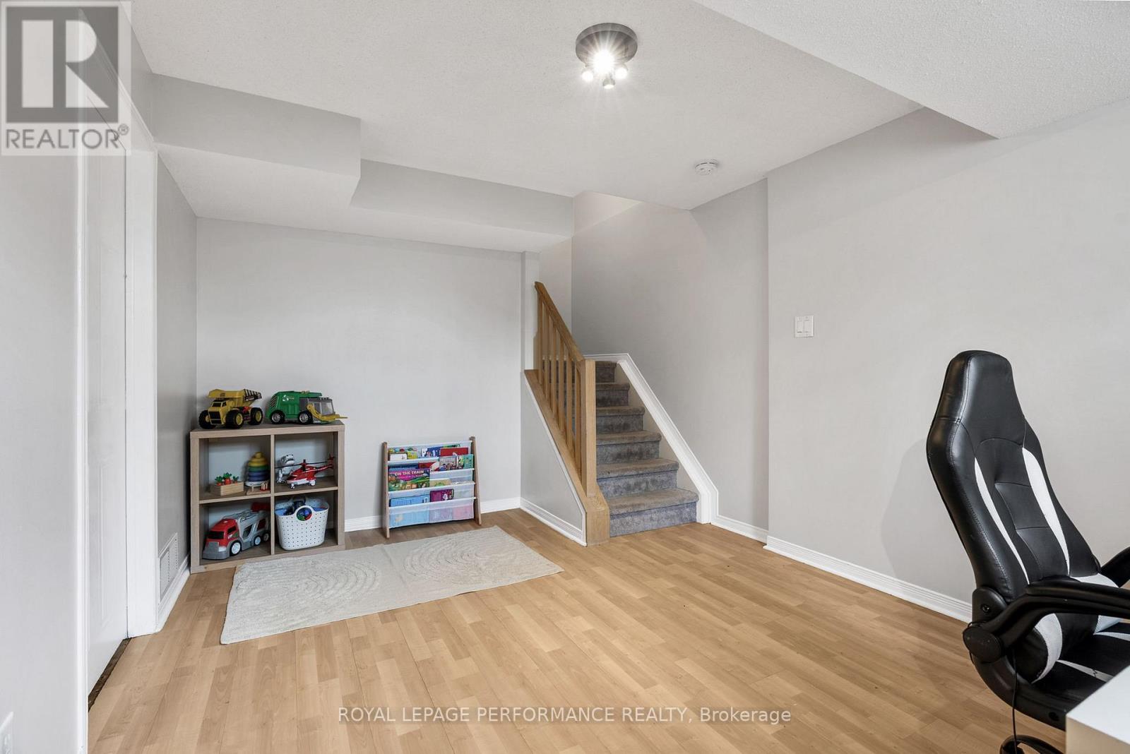 1631 Greywood Drive