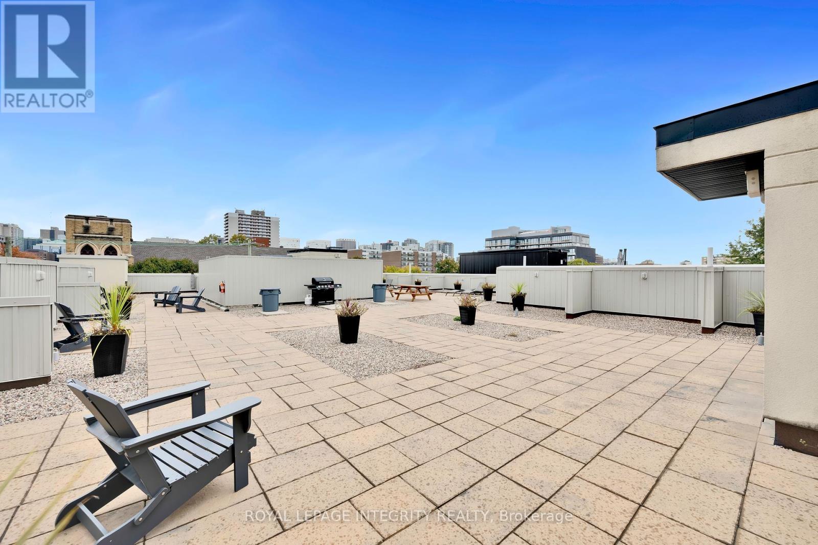 507 - 429 Kent Street