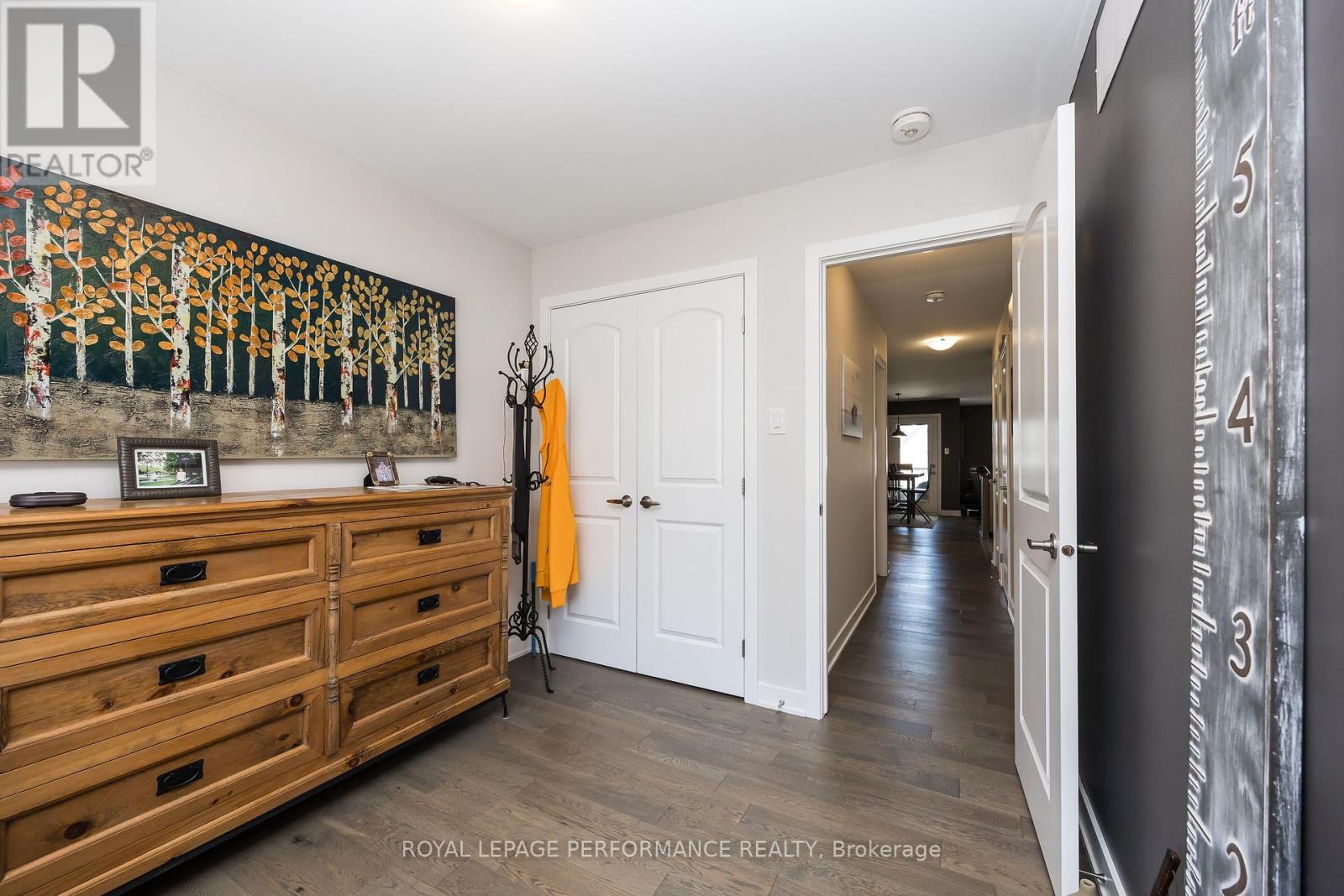 816 Bascule Place