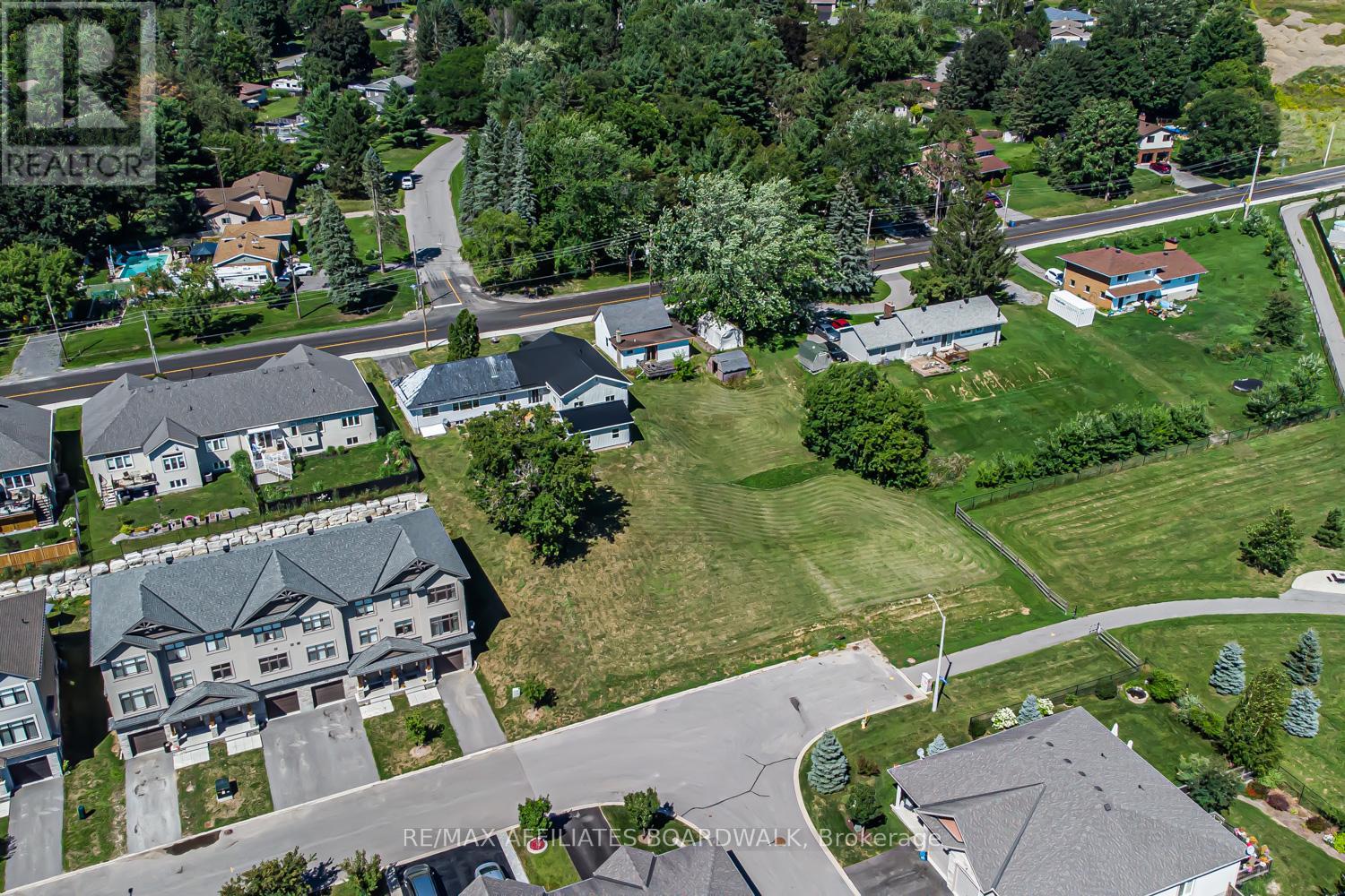 307 Donald B Munro Drive, Unit 303