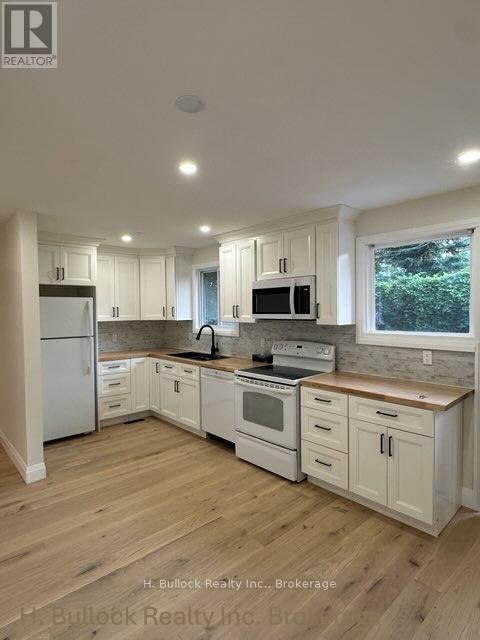 3336 Kodiak Street