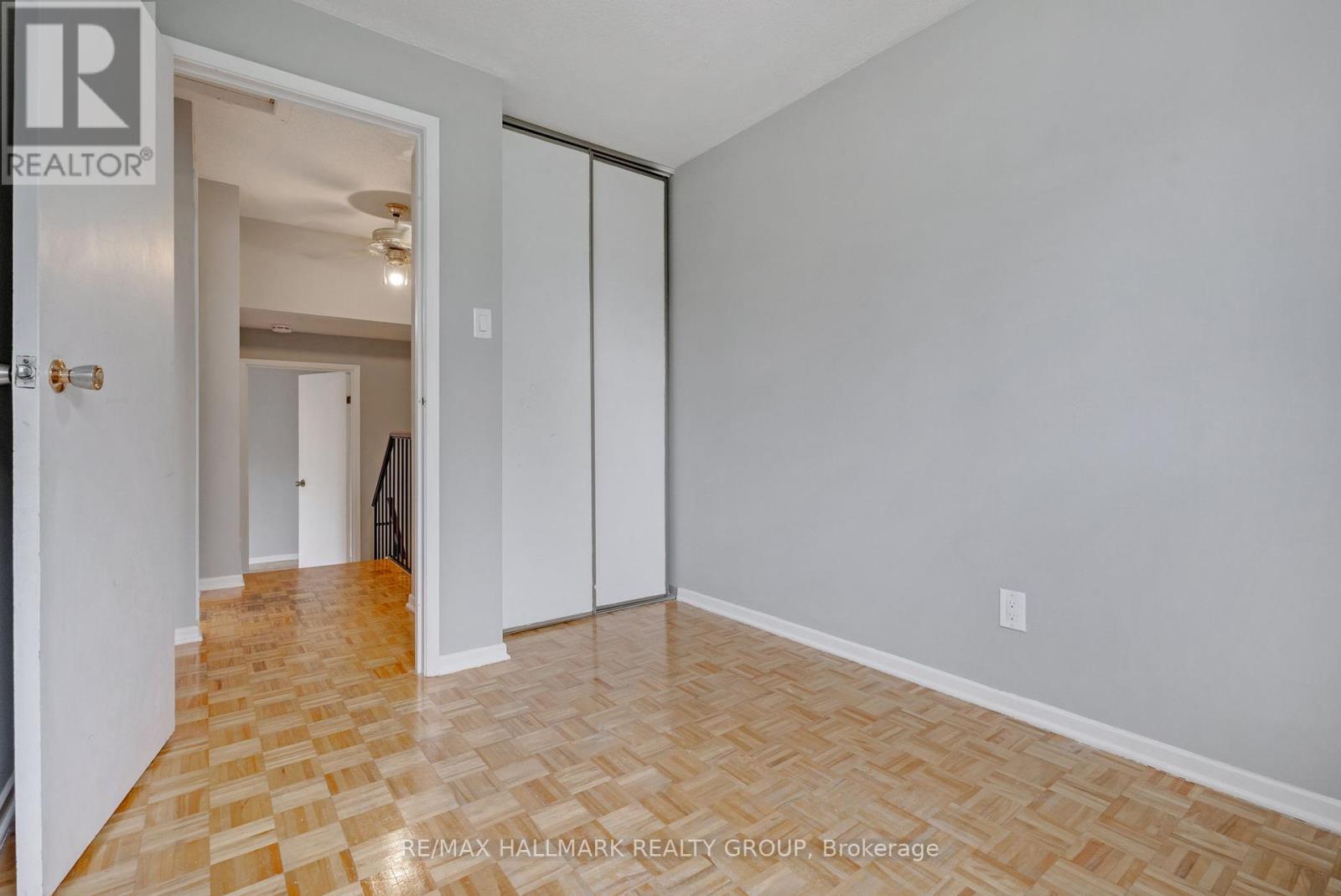 12f Larkshire Lane