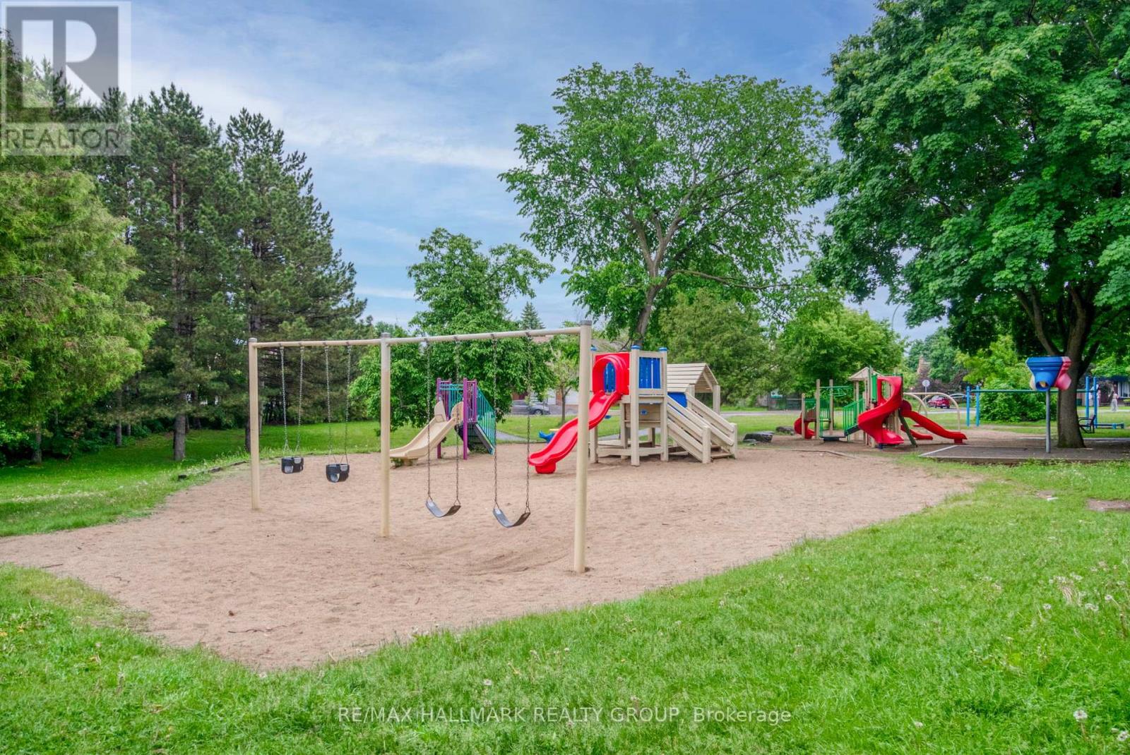 12f Larkshire Lane