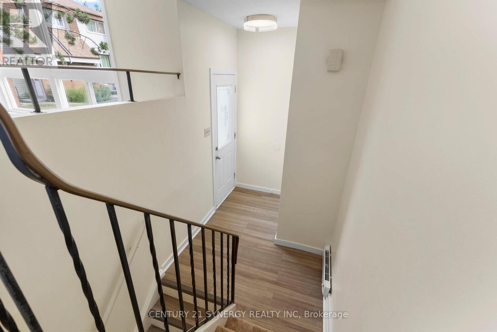 26b Sonnet Crescent
