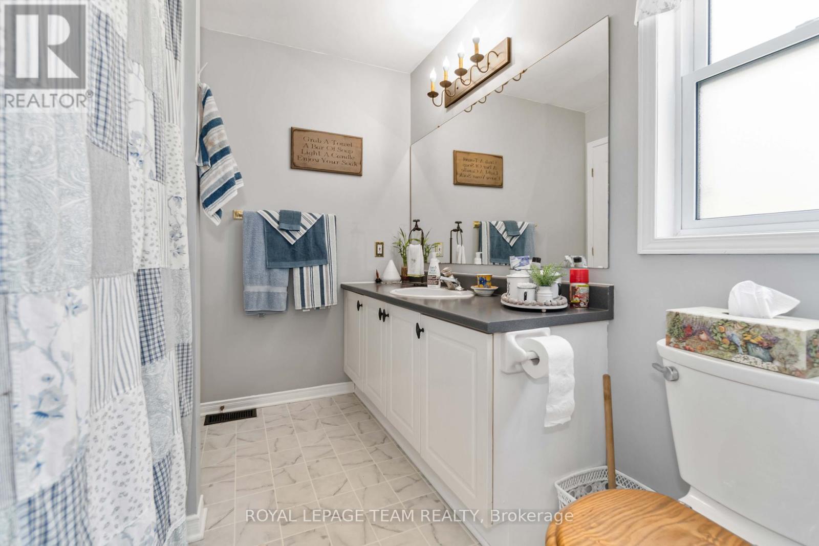 14 Mountain Ash Drive