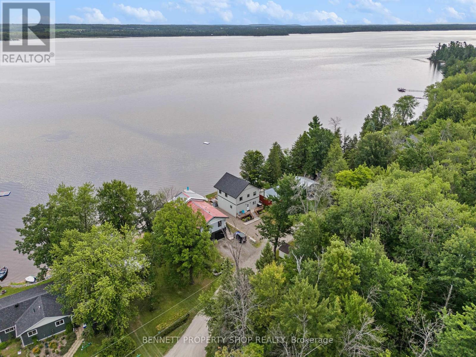 3020 Black Bay Lane