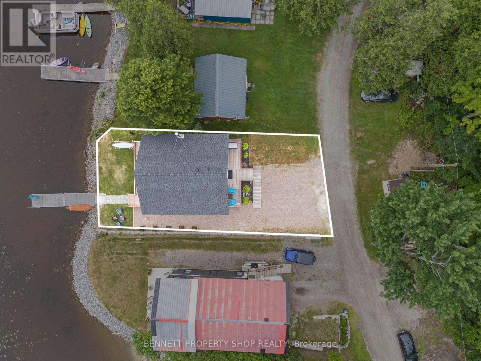 3020 Black Bay Lane