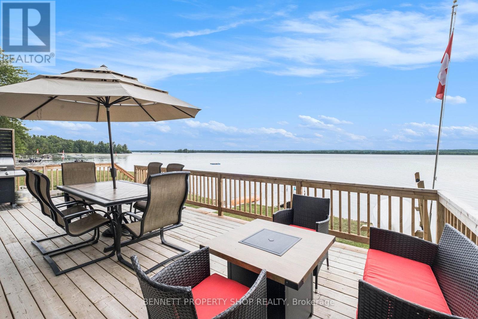 3020 Black Bay Lane