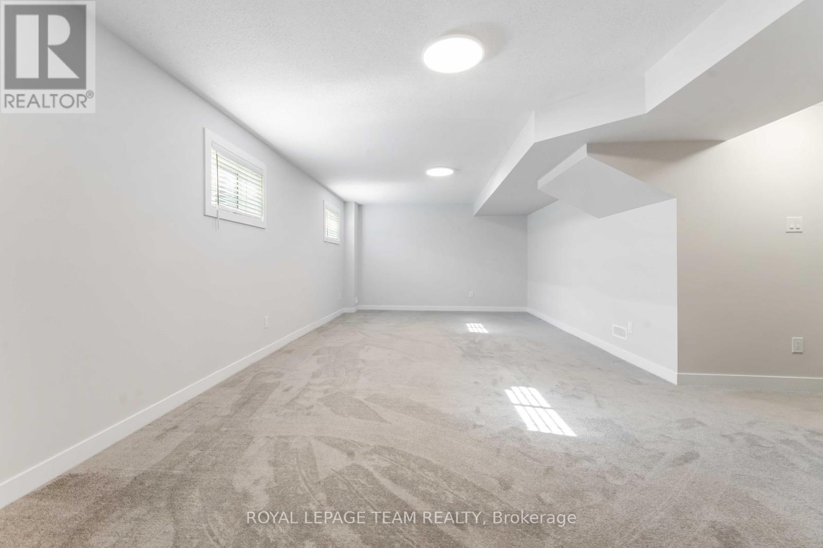 3040 Travertine Way