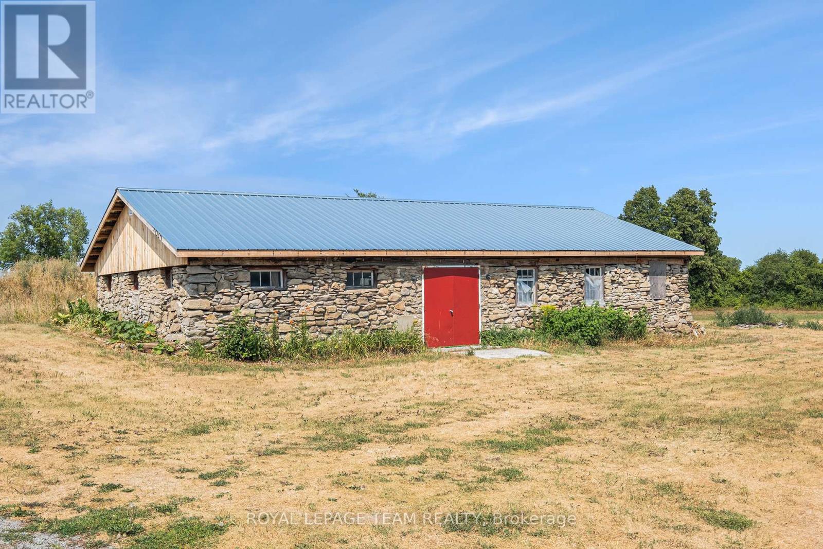 6109 Fourth Line Road W