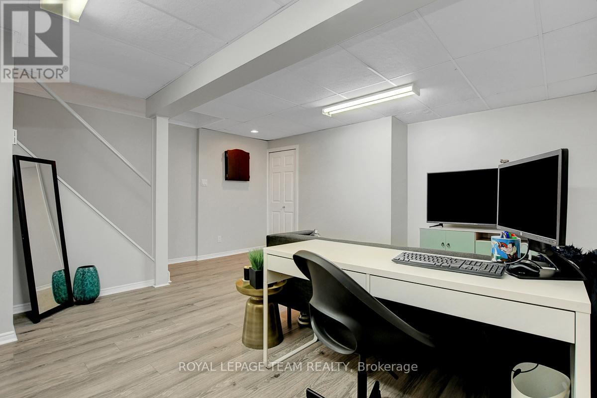 15 - 1302 Alness Court