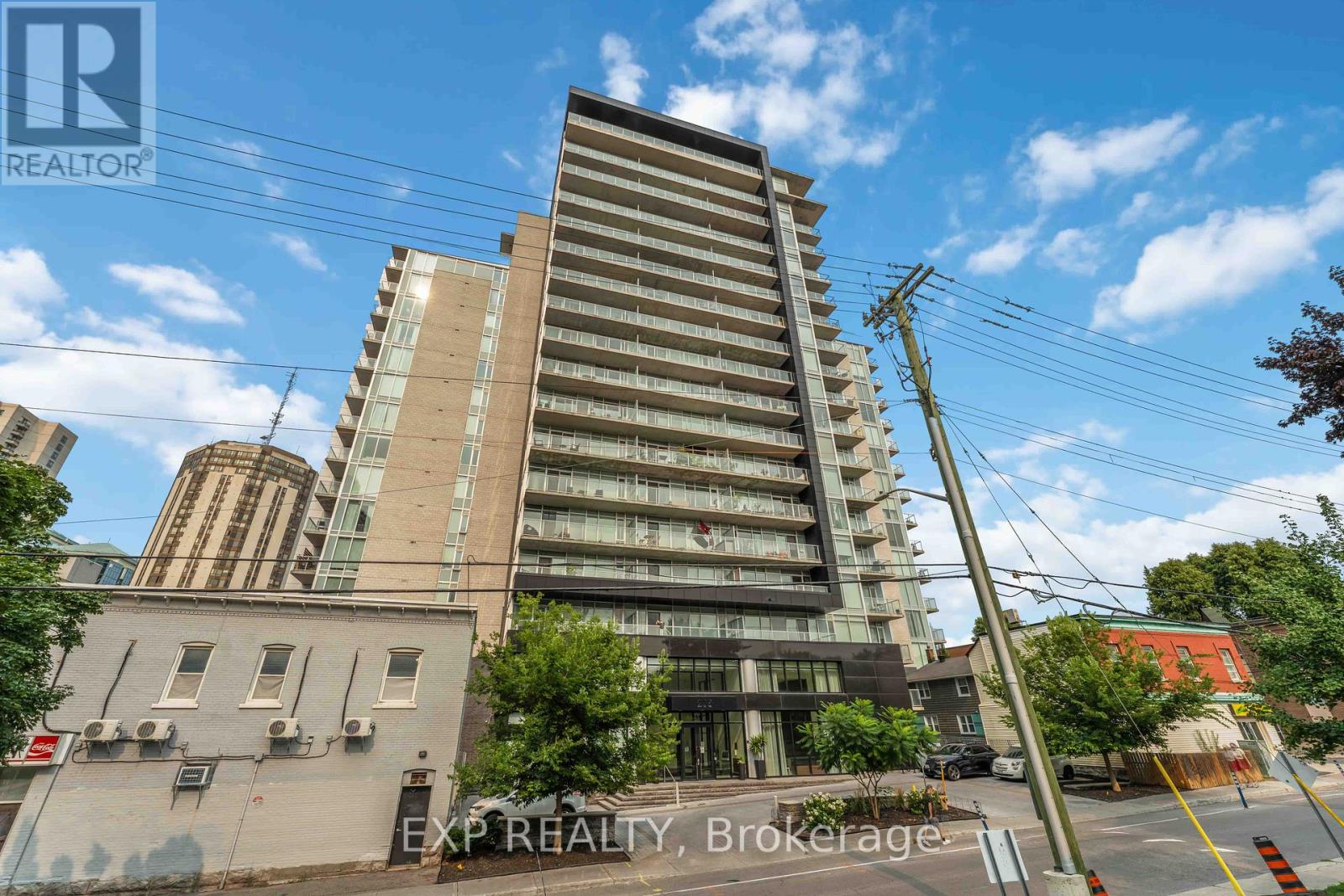 206 - 255 Bay Street