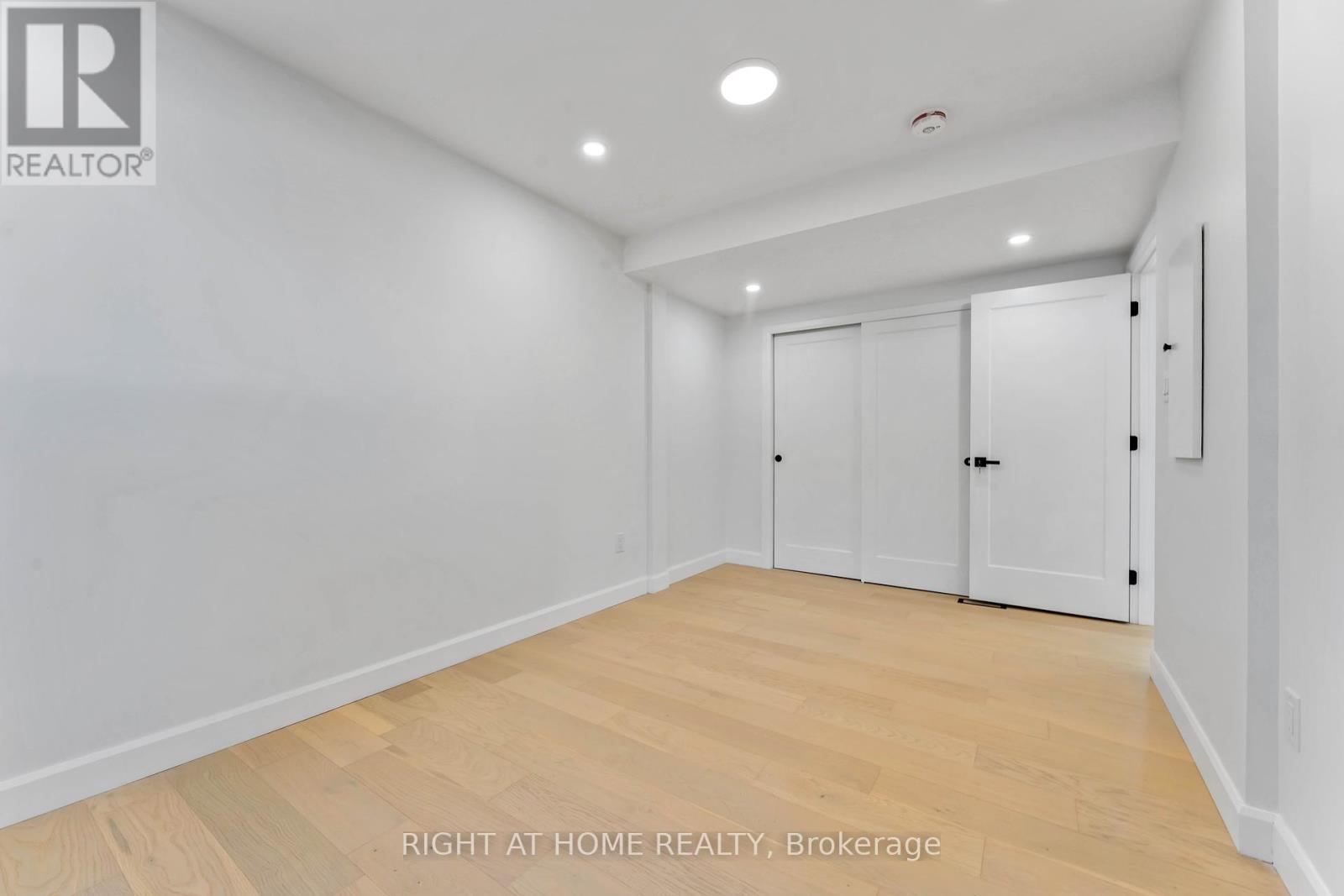 2700 Priscilla Street