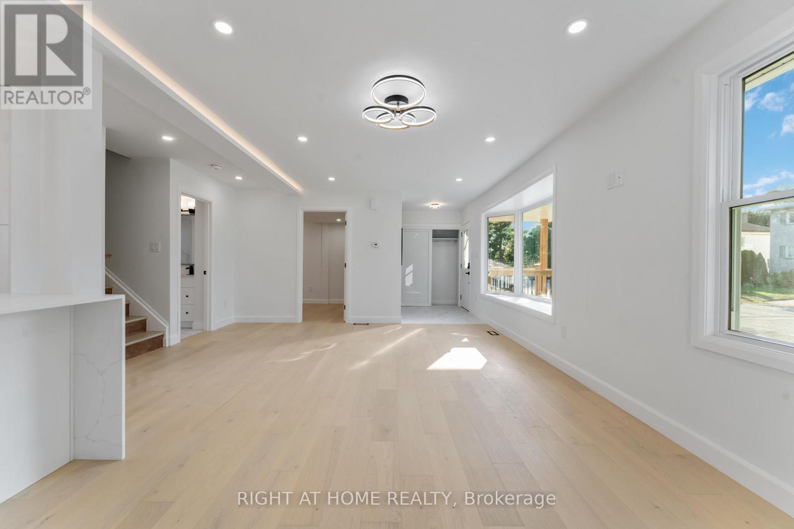 2700 Priscilla Street