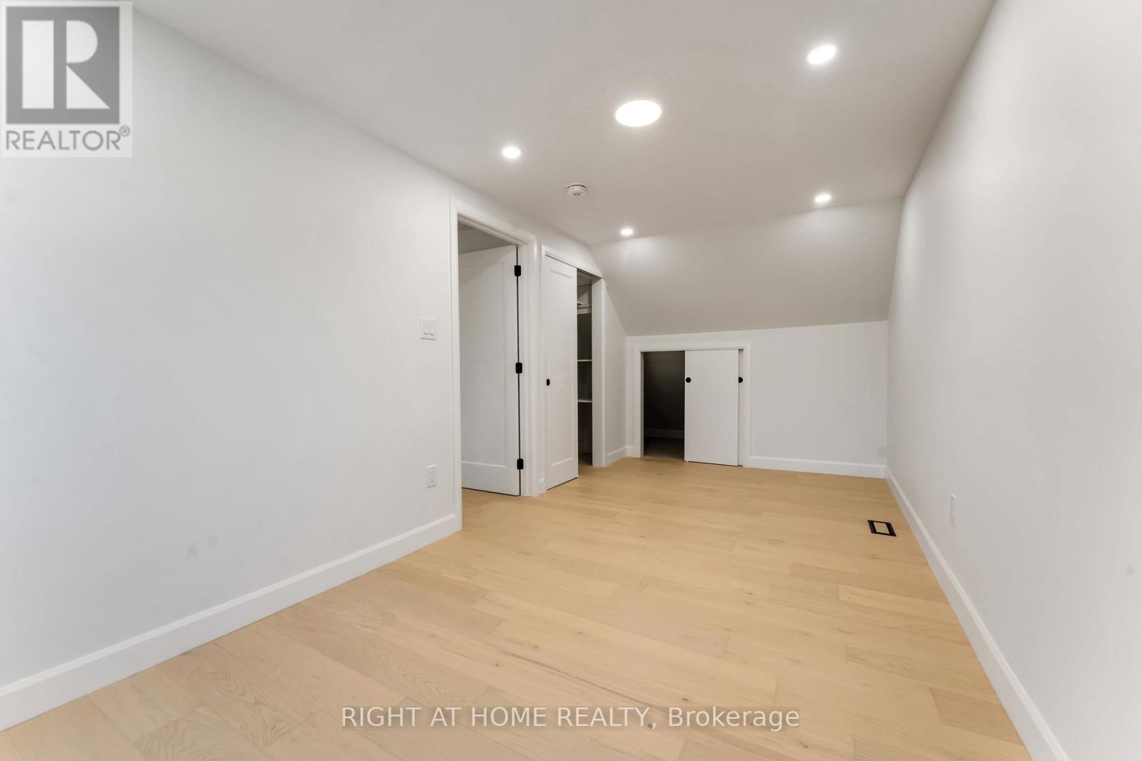2700 Priscilla Street