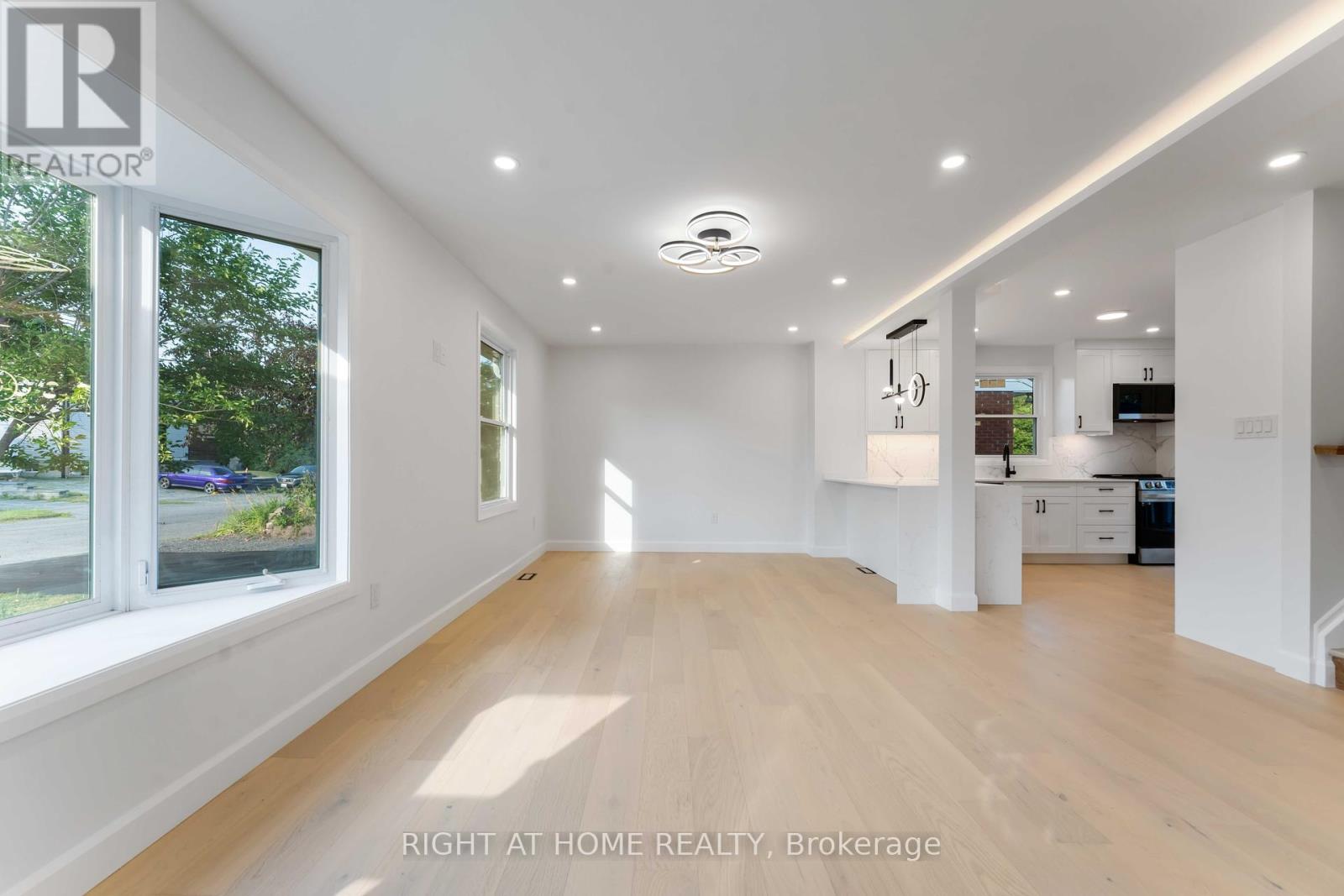2700 Priscilla Street