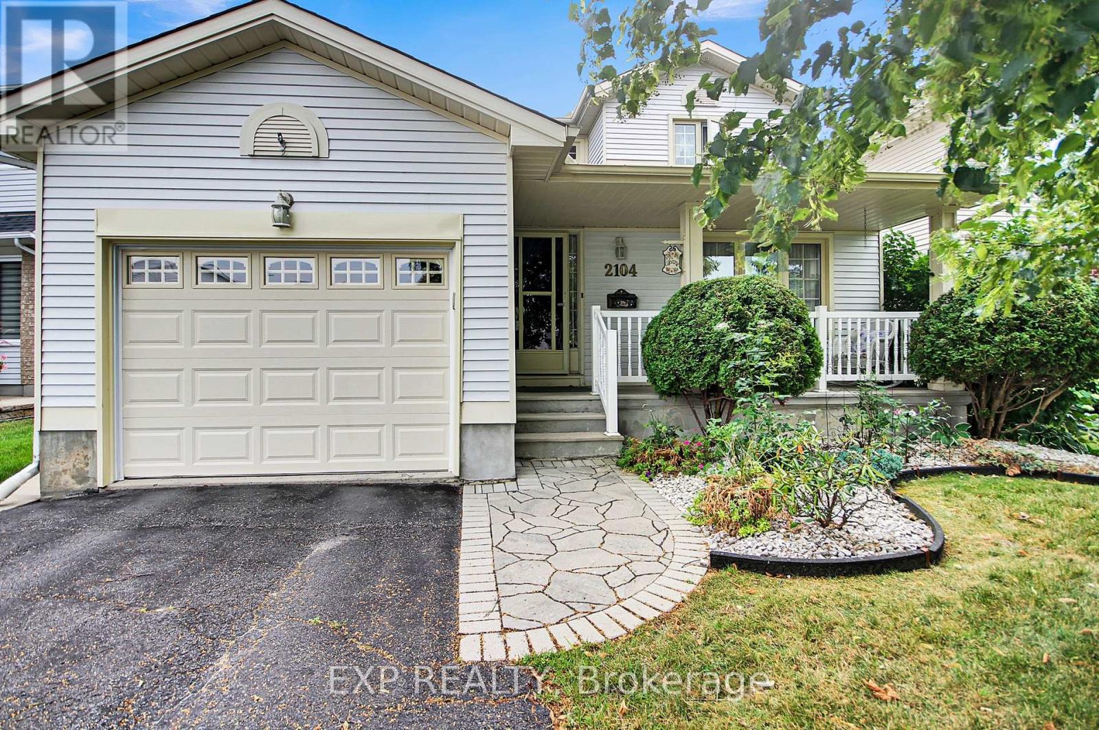 2104 Gardenway Drive