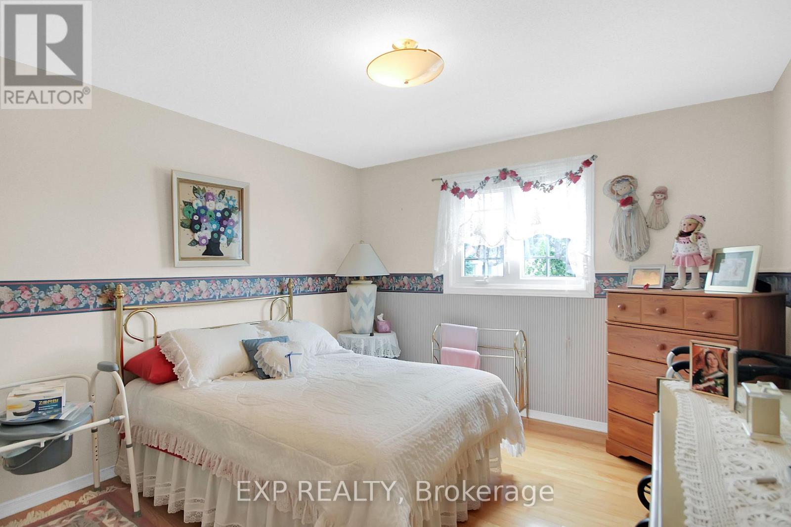 2104 Gardenway Drive