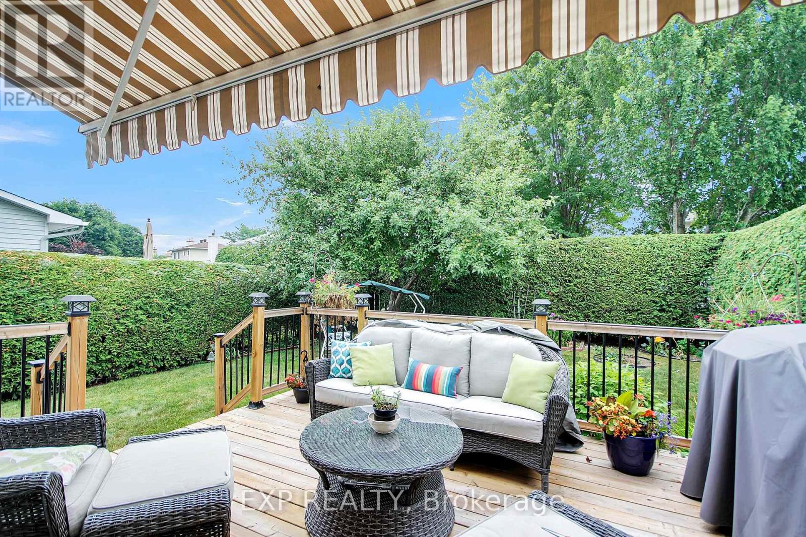 2104 Gardenway Drive