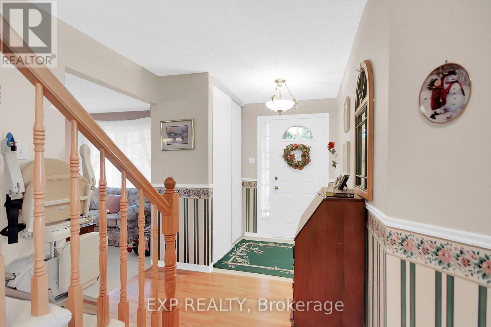 2104 Gardenway Drive