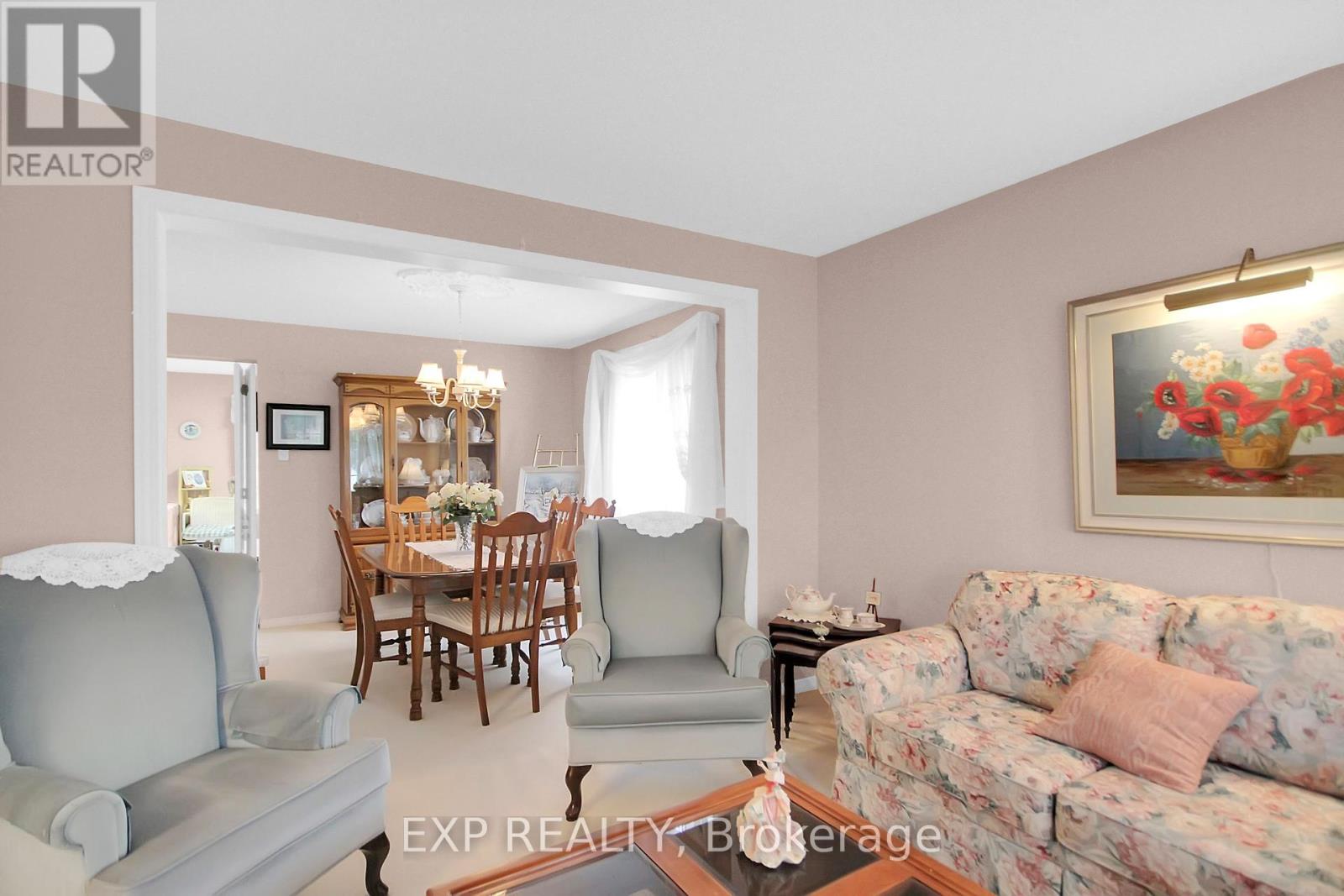 2104 Gardenway Drive