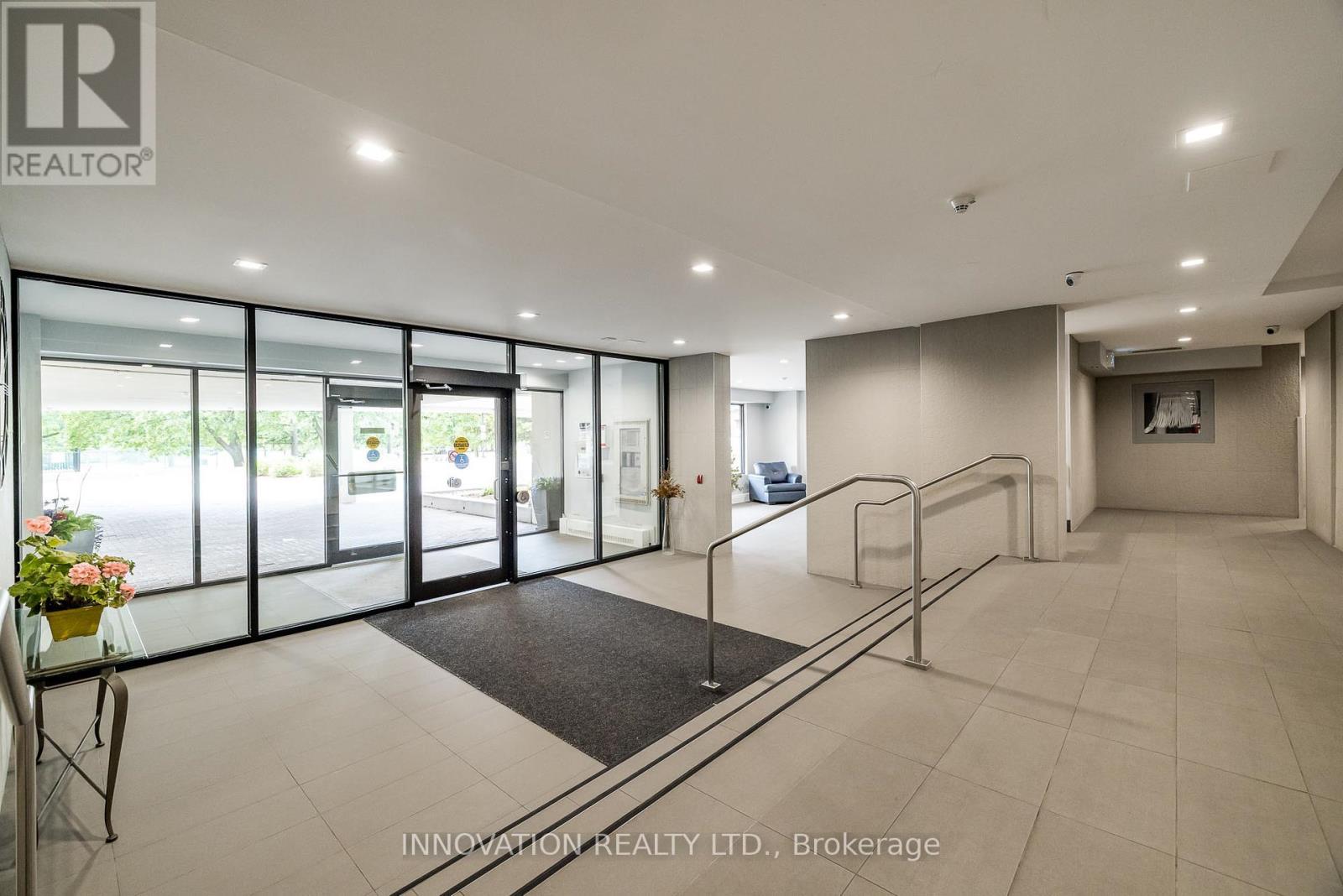 307 - 665 Bathgate Drive