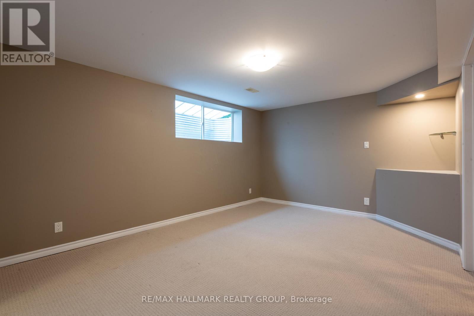 217 Fountainhead Drive