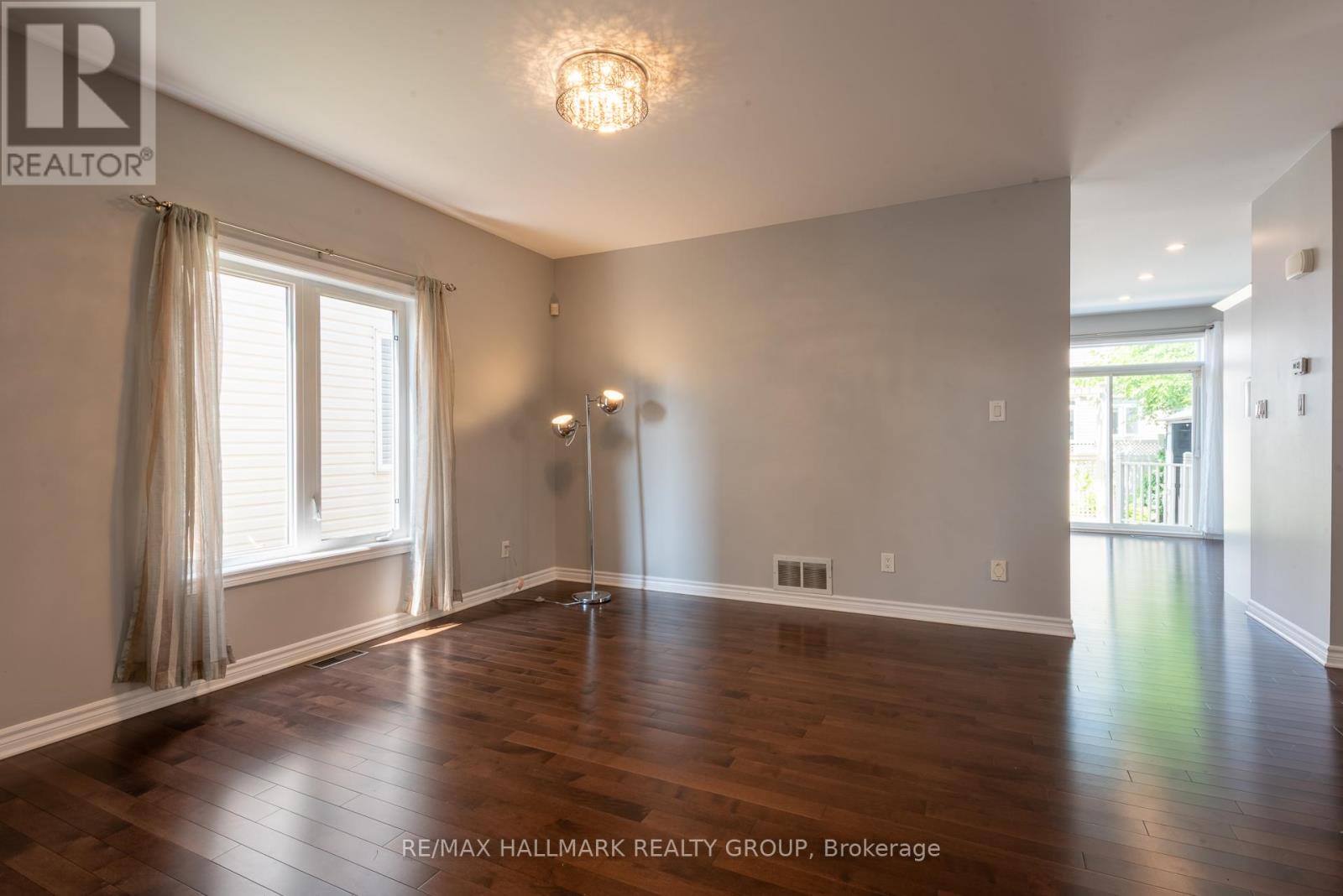 217 Fountainhead Drive