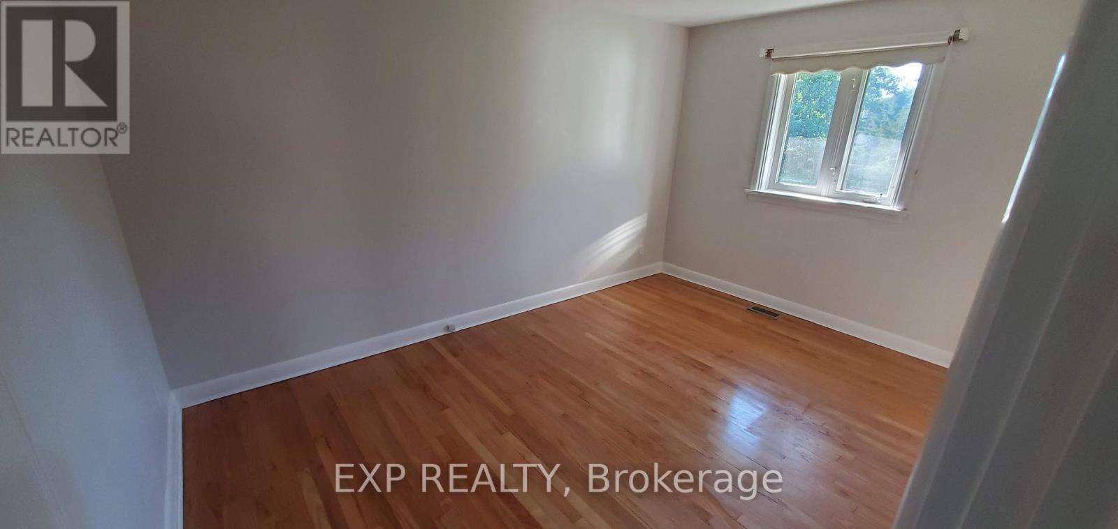 113 Ridgefield Crescent
