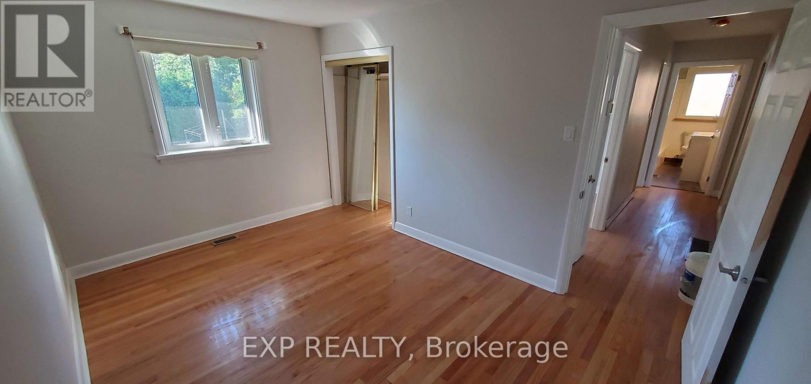 113 Ridgefield Crescent