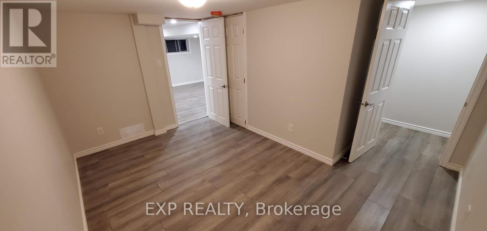 113 Ridgefield Crescent