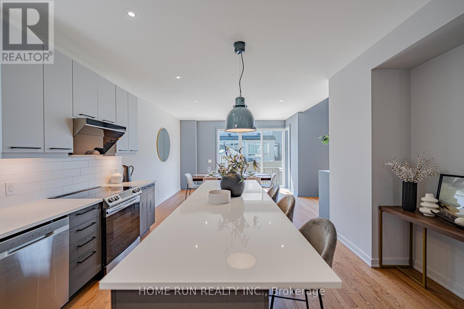530 Tenor Ridge