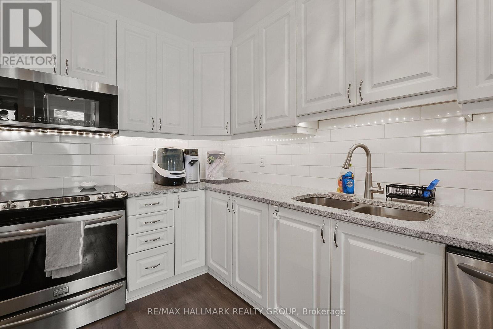 995 Shimmerton Circle