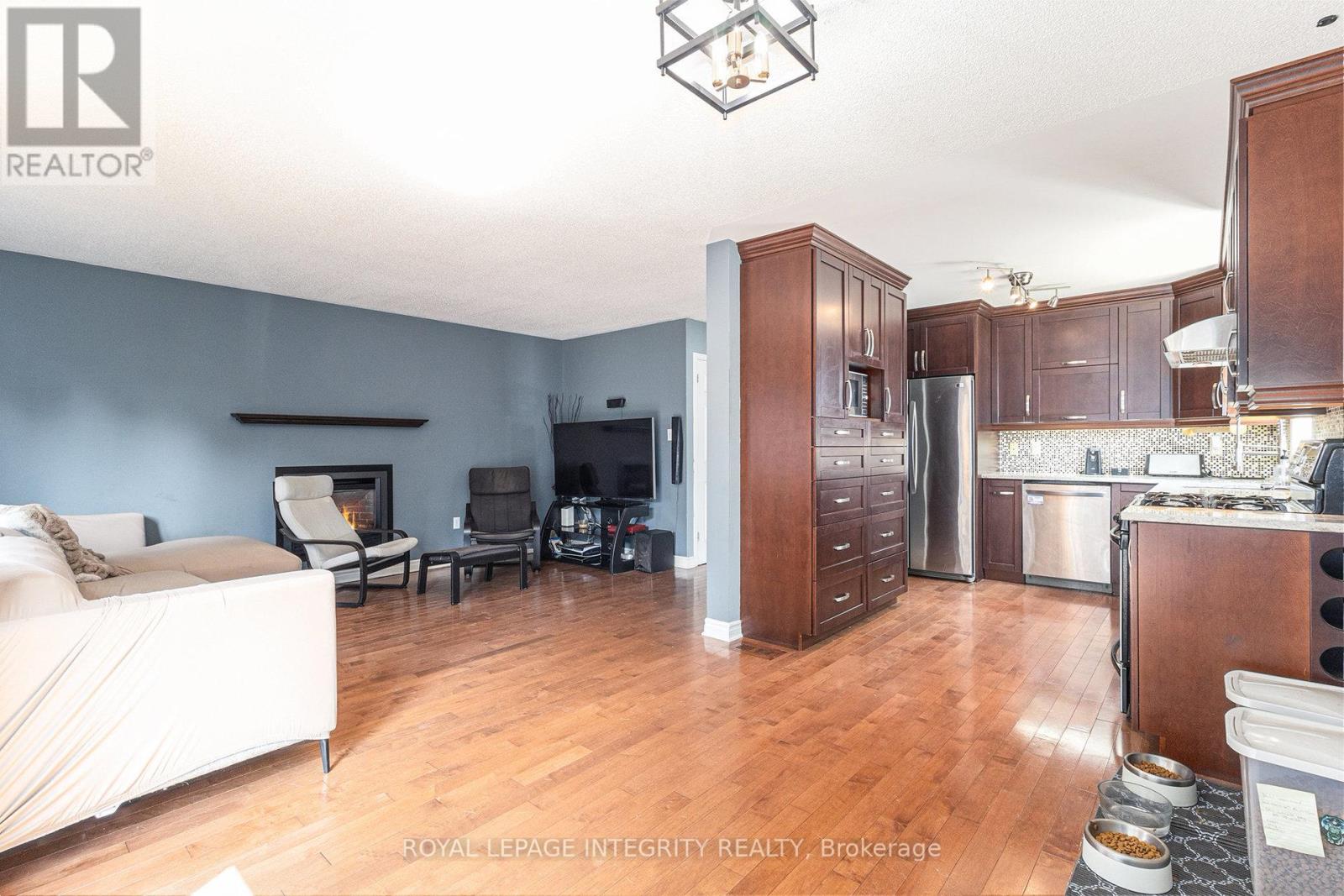 1100 Trillium Place