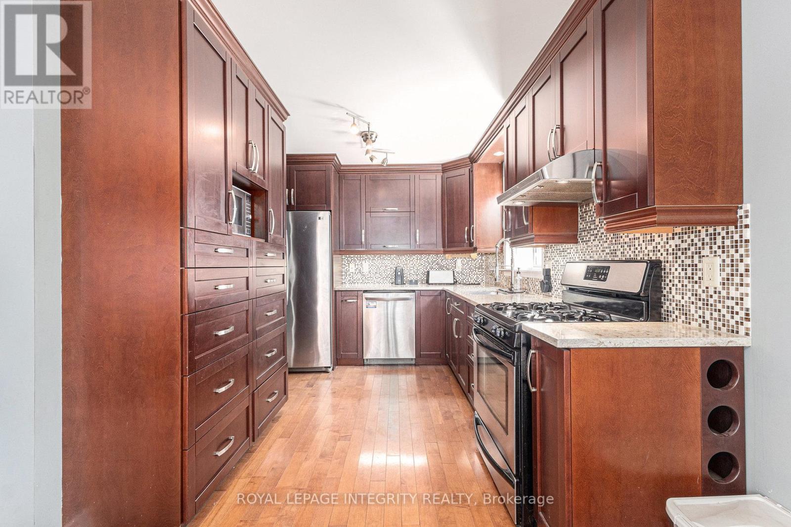 1100 Trillium Place