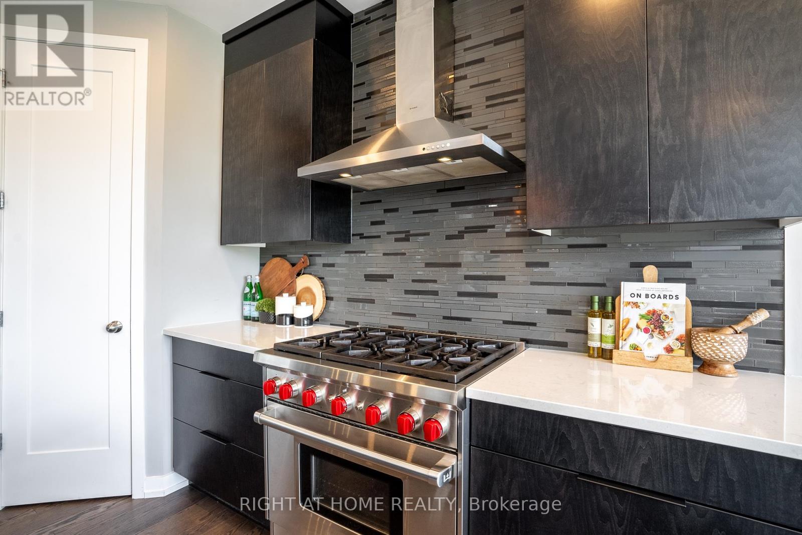 345 Andalusian Crescent